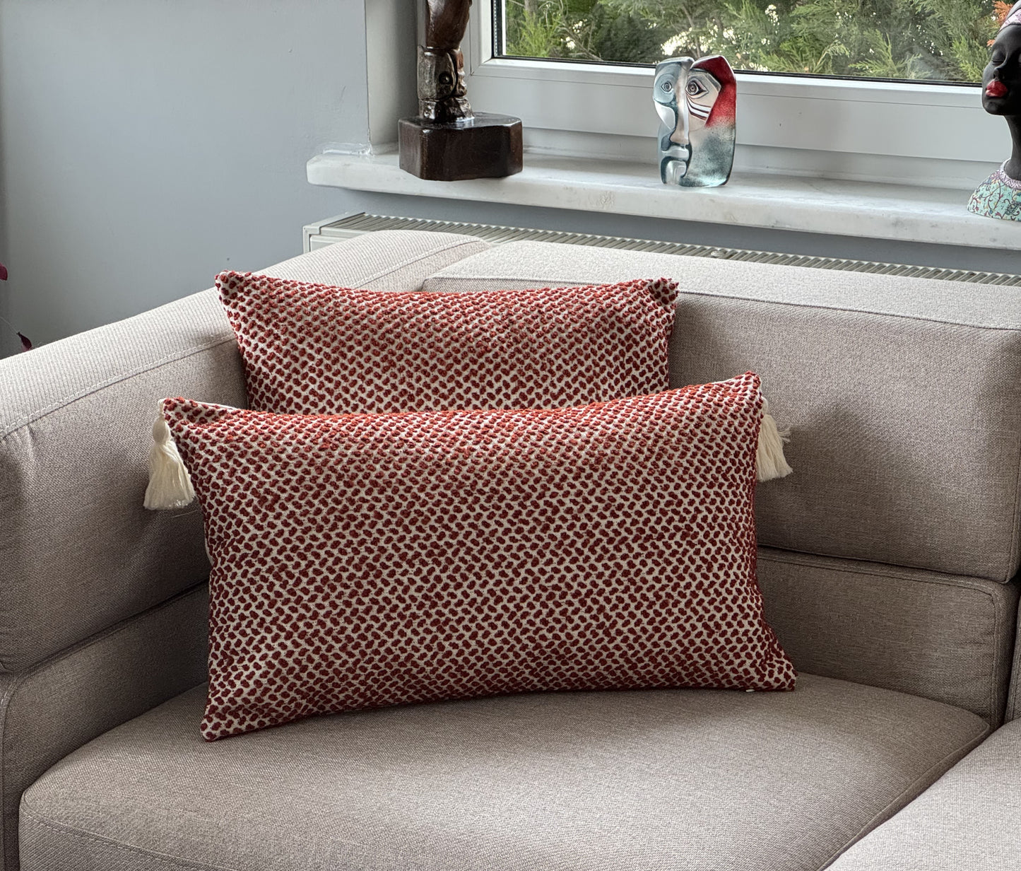 Housse de Coussin ALMA Bordeaux – Jacquard Texturé Élégant