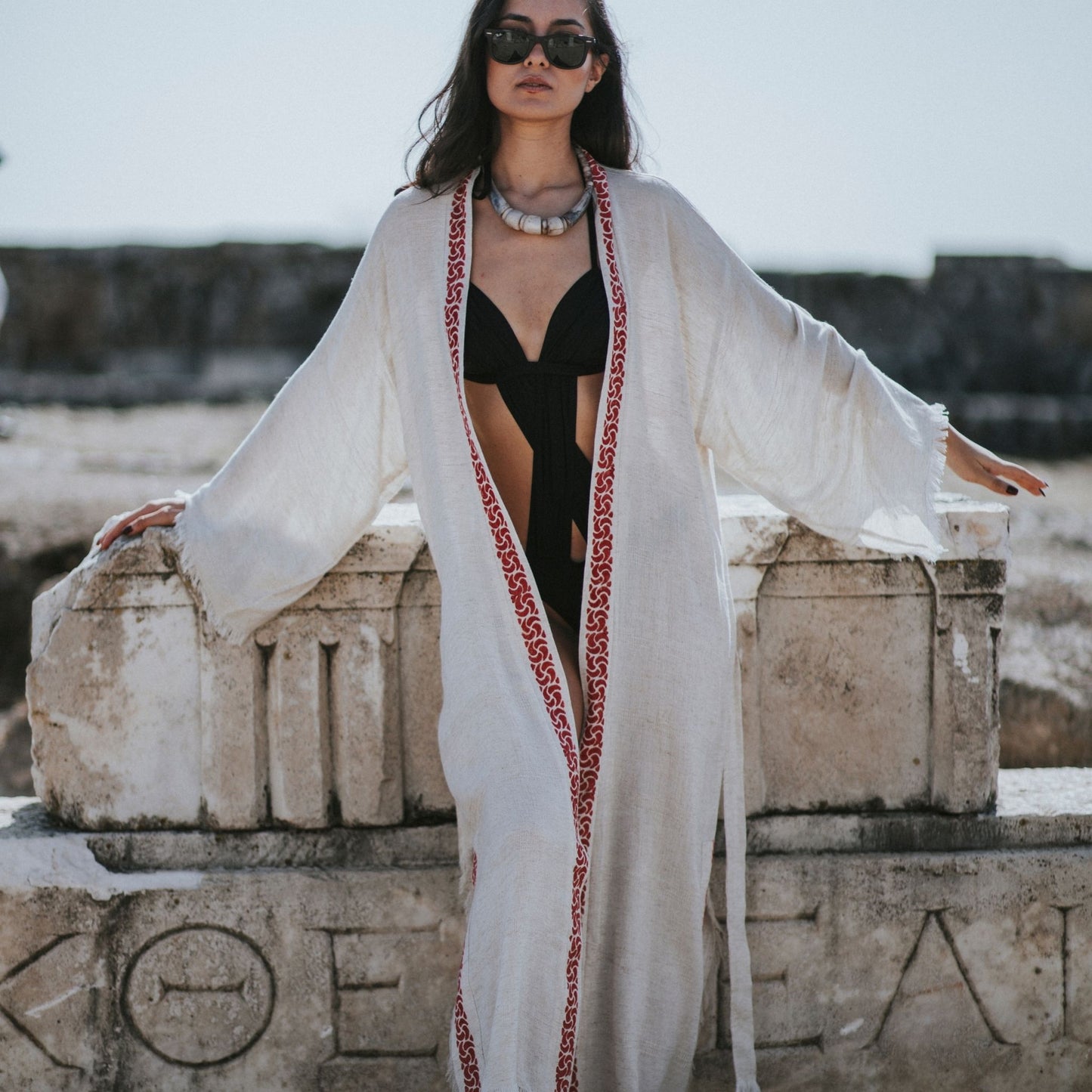 Helios – Kimono Femme en Coton & Bambu Écru, Élégance Artisanale & Authentique