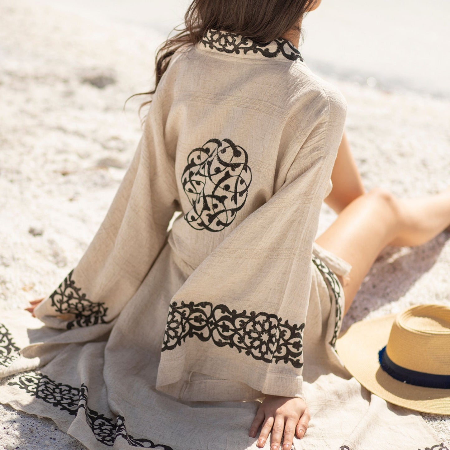 Medusa – Kimono Femme en Coton & Chanvre Écru, Élégance Artisanale