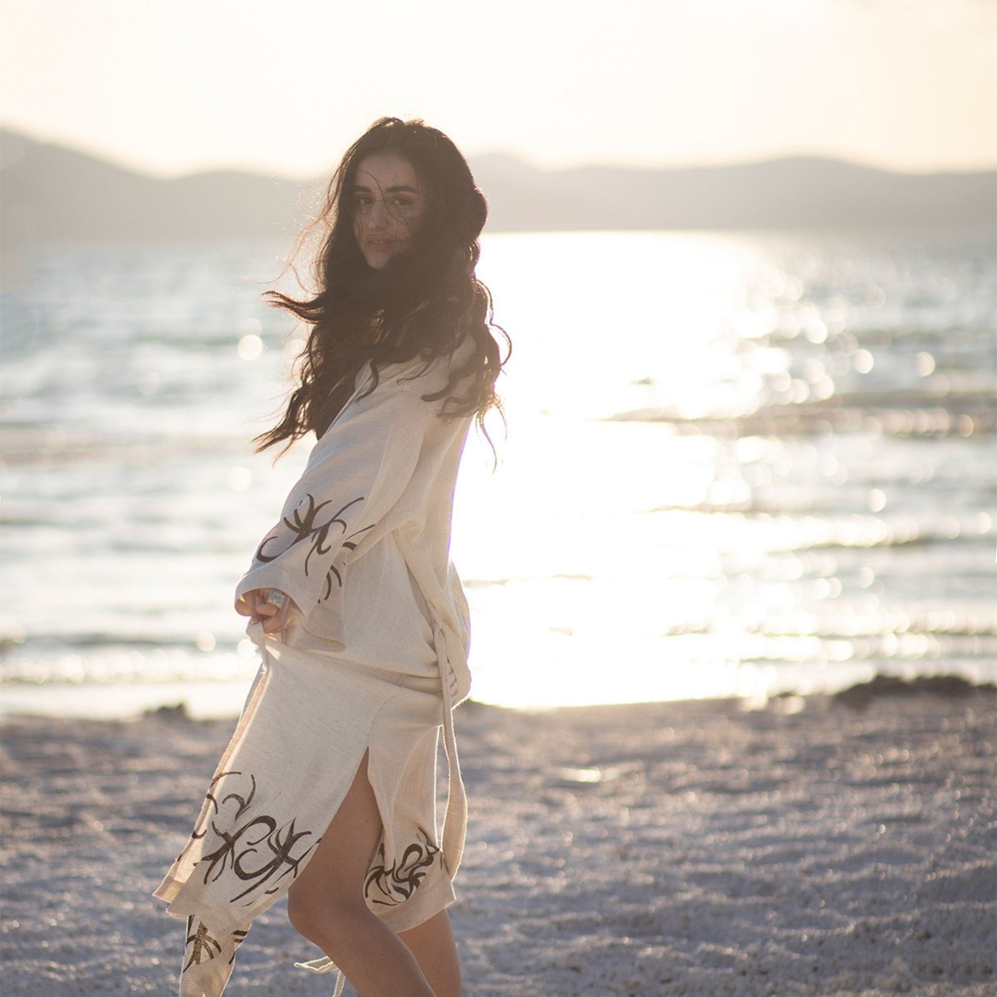 Venus – Kimono Femme en Coton & Chanvre, Élégance Artisanale