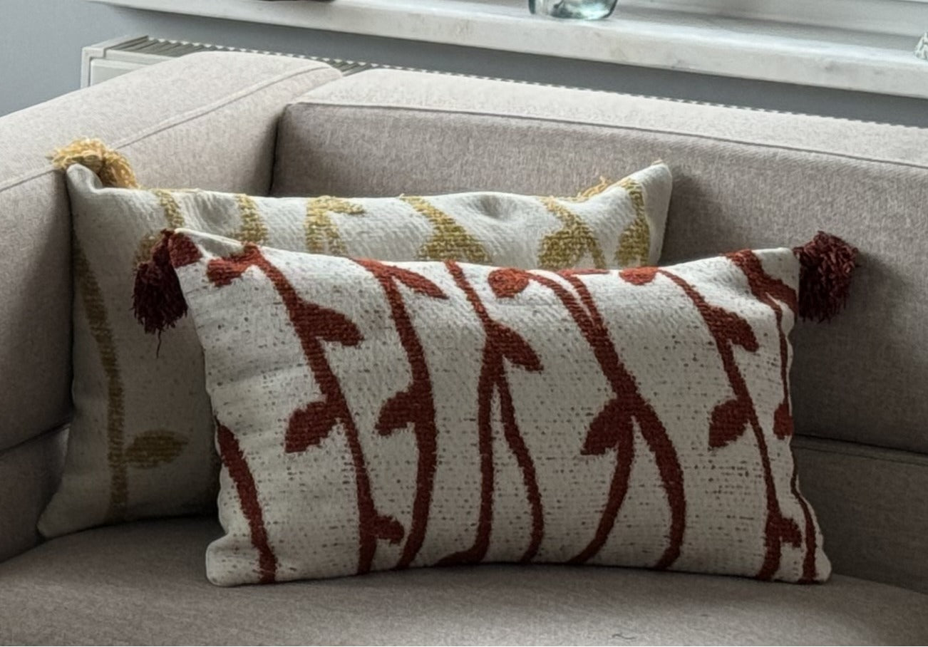Housse de Coussin ERİK Bordeaux – Élégance Naturelle & Charme Intemporel