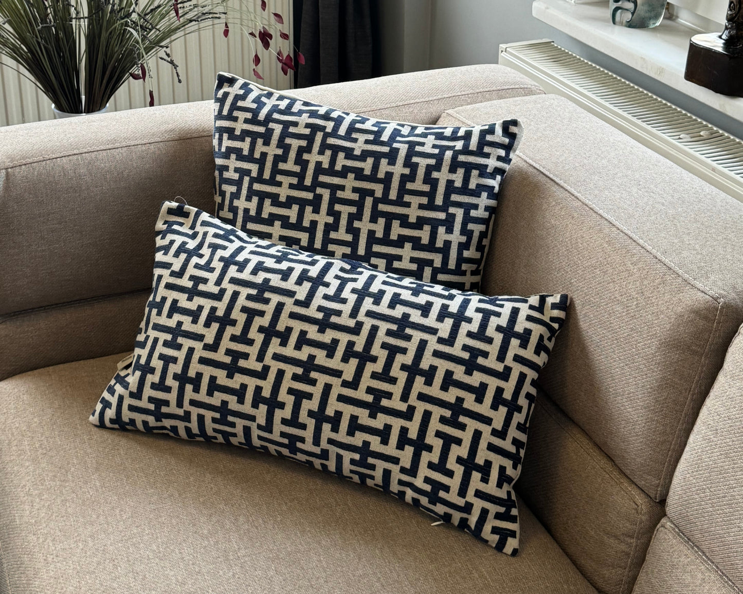 Housse de Coussin TASSELBLUE – Élégance Naturelle & Touche Artisanale