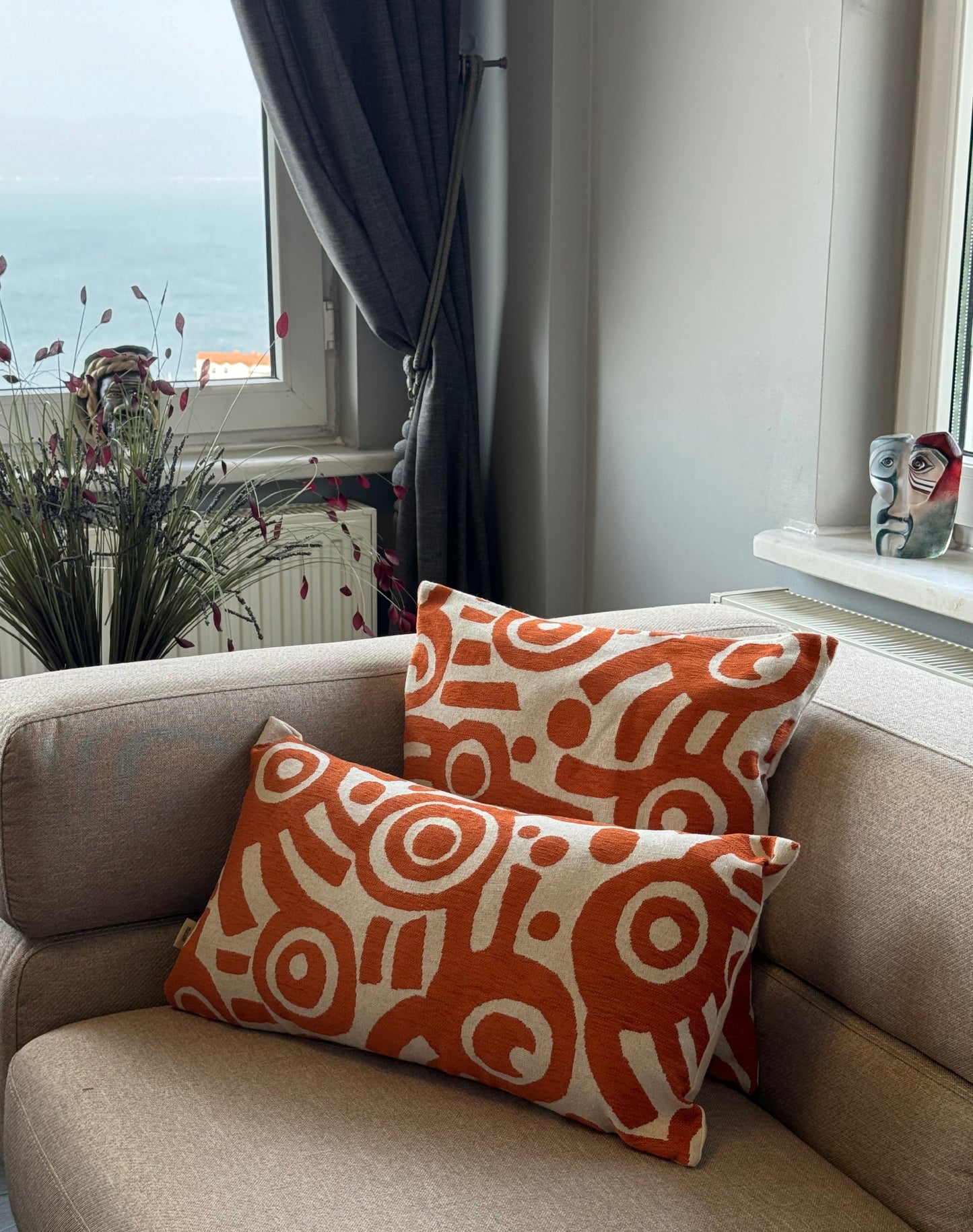 Housse de Coussin "MERLOT" – Élégance Naturelle & Touche Artisanale