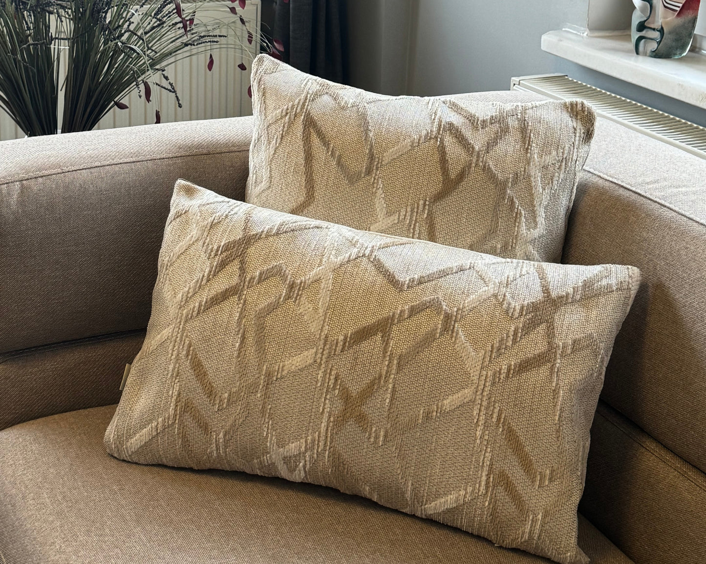 Housse de Coussin MINELLİ – Élégance Subtile & Texture Raffinée