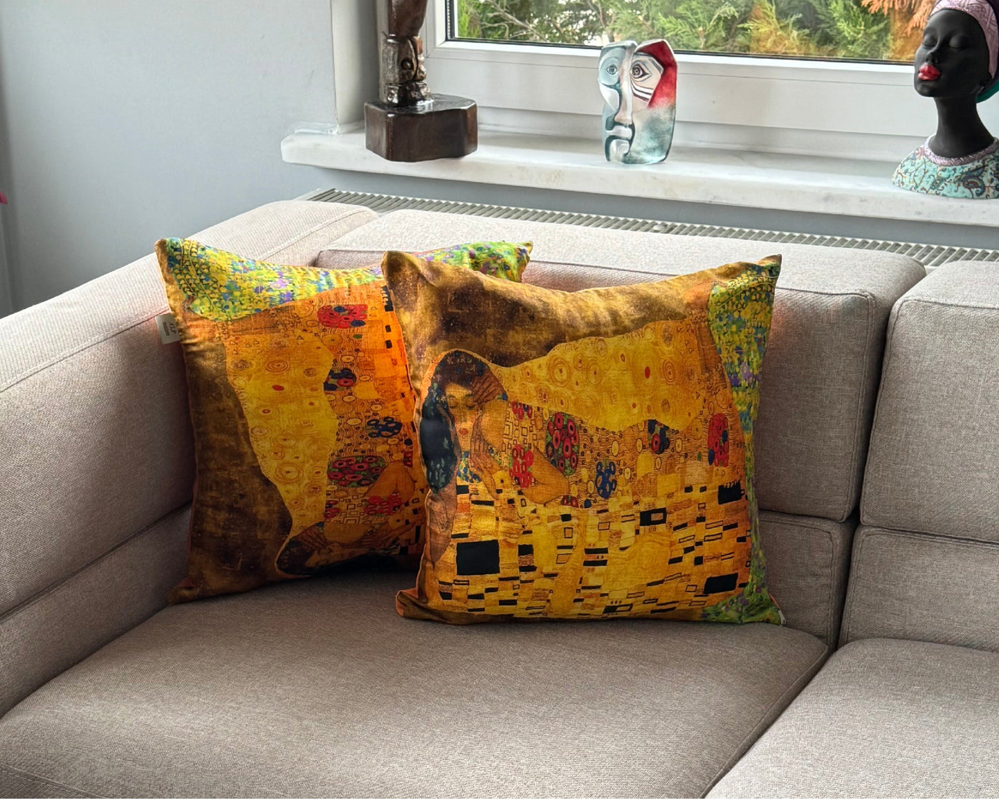 Housse de Coussin femmefatale en Soie Naturelle – Élégance & Luxe Intemporel