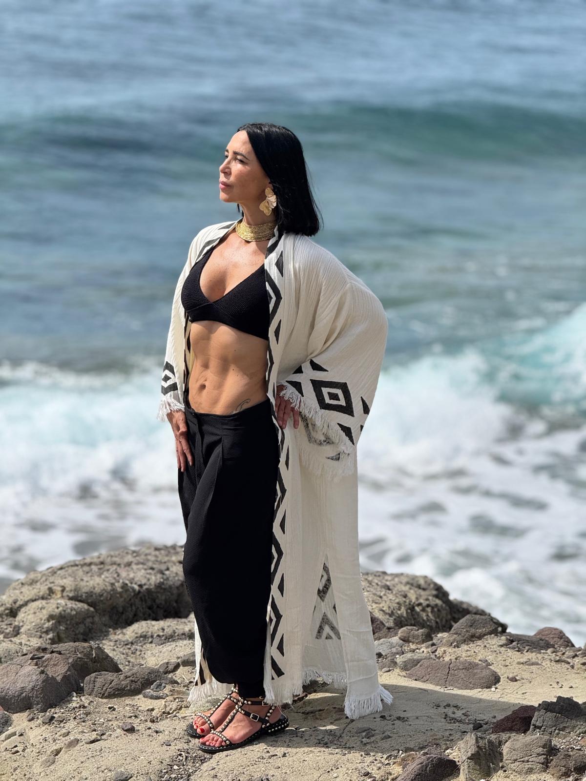 Nefrettii – Kimono Femme Artisanale en Tissu 100% Naturel, Imprimé à la Main