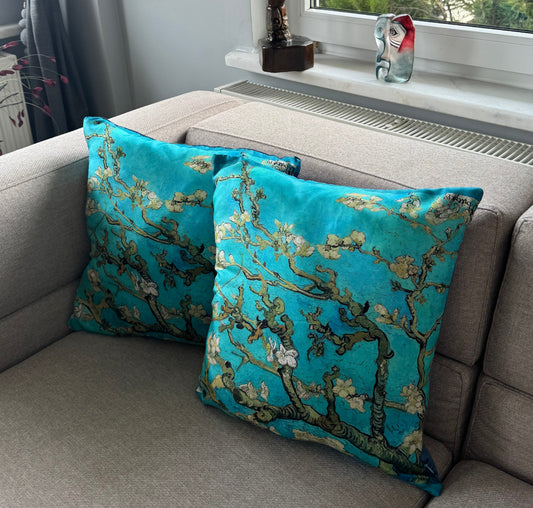 Housse de Coussin Van Gogh en Soie Naturelle – Élégance Artistique & Raffinement