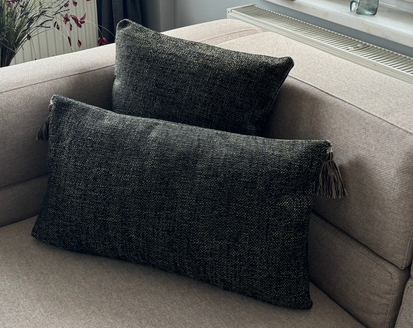Housse de Coussin RAVELLE – Design Élégant & Finition Raffinée