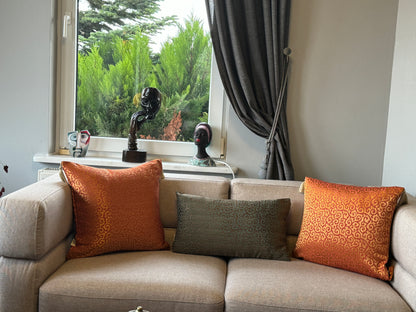 Housse de Coussin MİRAA en Satin – Douceur Luxueuse & Brillance Élégante