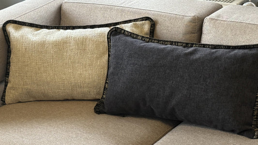 Housse de Coussin MIROR – Coussin Décoratif en Tissu Tissé Texturé | Édition Limitée