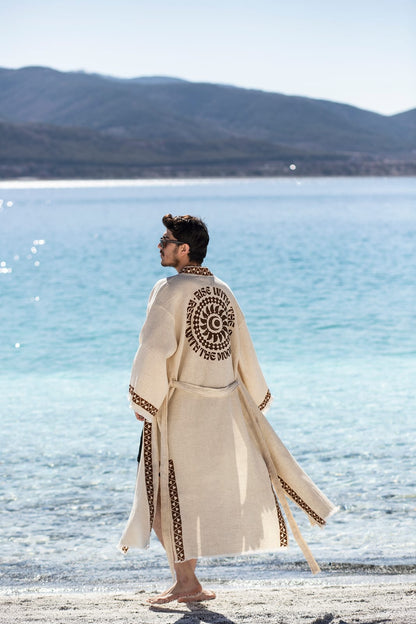 Kimono Homme Ares Écru – Coton & Chanvre | Élégance Naturelle & Artisanat Authentiquee naturelle & artisanat authentique