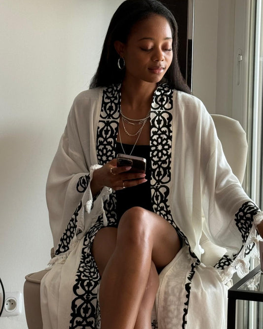 Medus: Artisan Kimono en coton imprimé à la pierre – Tenue durable pour la plage et la détente
