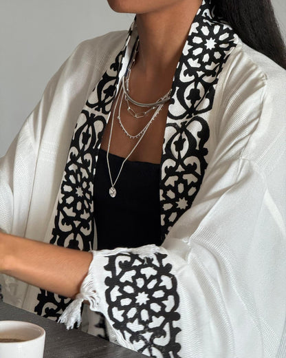 Medus: Artisan Kimono en coton imprimé à la pierre – Tenue durable pour la plage et la détente