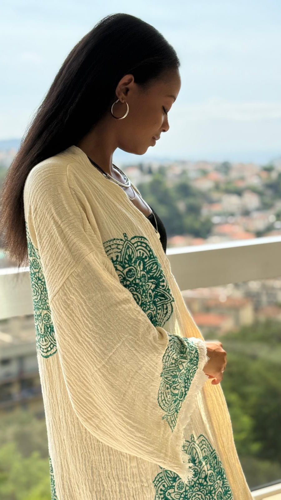 Chakra: artisanale kimono fait main en coton bio – Tenue durable pour la plage, la détente et a la maison .