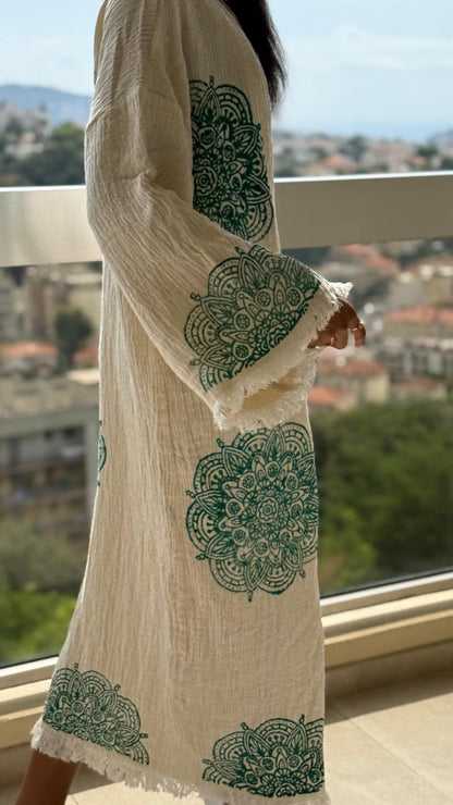 Chakra: artisanale kimono fait main en coton bio – Tenue durable pour la plage, la détente et a la maison .