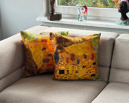 Housse de Coussin femmefatale  en Soie Naturelle – Élégance  & Luxe Intemporel