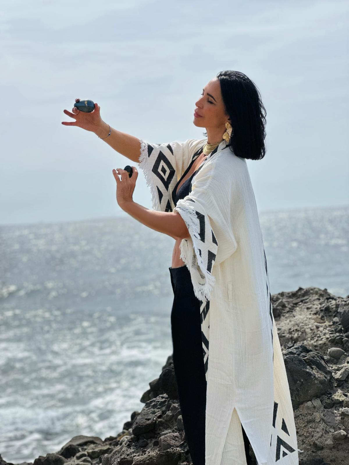 Nefrettii – Kimono Femme Artisanale en Tissu 100% Naturel, Imprimé à la Main