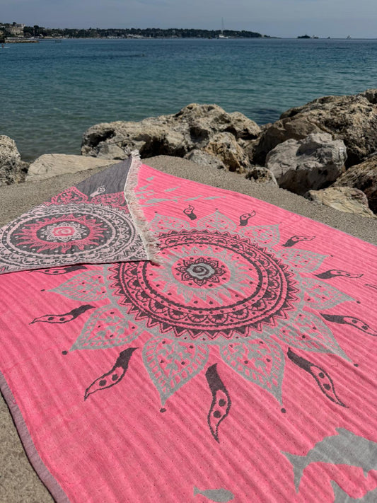 Serviette de plage élégante, en coton, et stylée